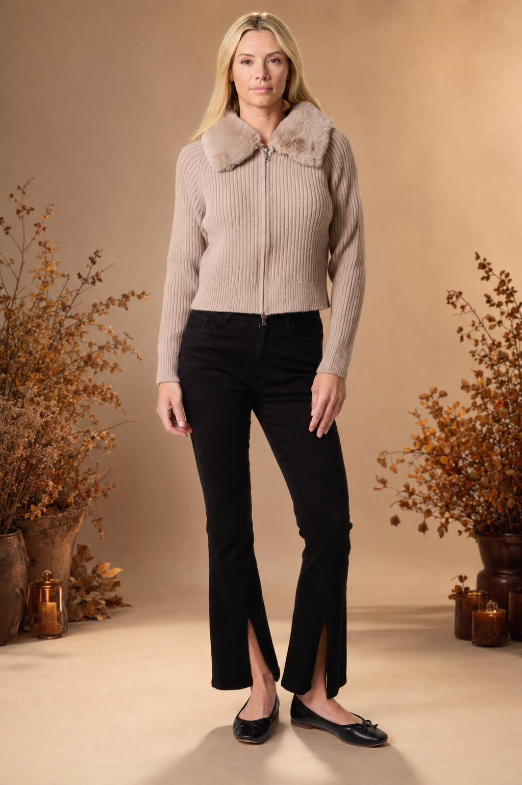 Faux Fur Collar Zip-Up Ribbed Cropped Cardigan